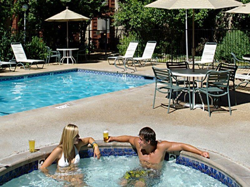 Best Western Plus Truckee-Tahoe Hotel Esterno foto
